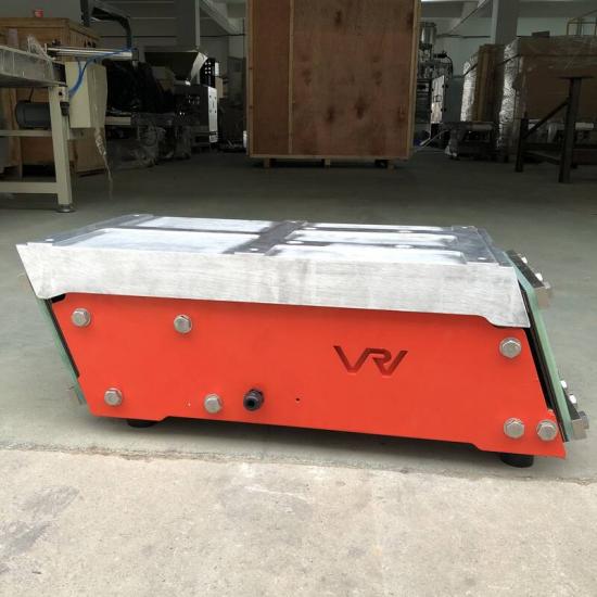 small electromagnetic vibratory feeder