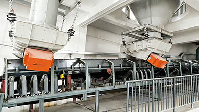 เครื่องป้อนแบบสั่นสำหรับโรงงานแปรรูปทางเคมี